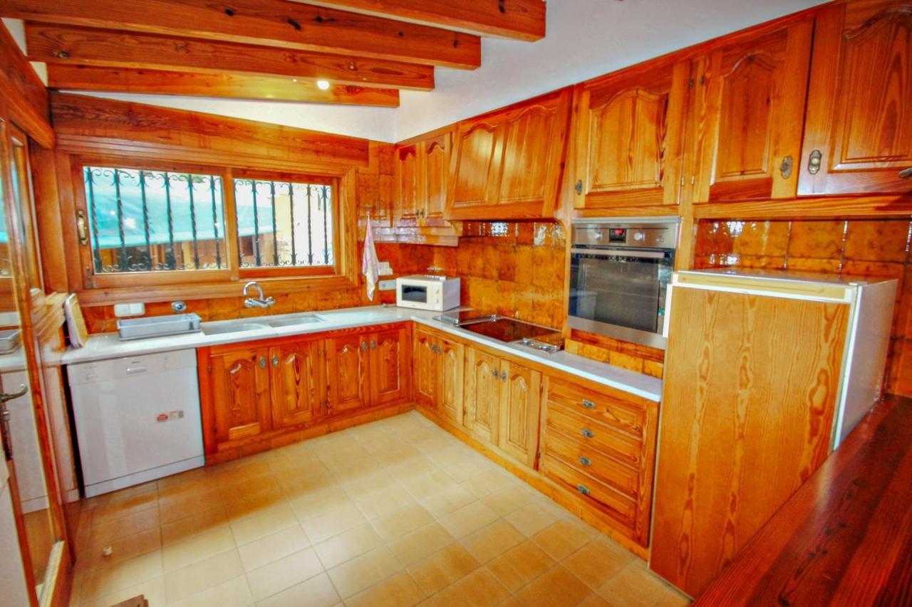 El Portet - Beachfront Holiday Home With Private Pool In Moraira Exterior foto